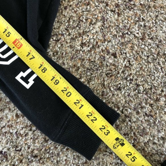 PINK Victoria’s Secret Women XS Black Crop Top Hoodie Pullover Spellout Love - Picture 4 of 9